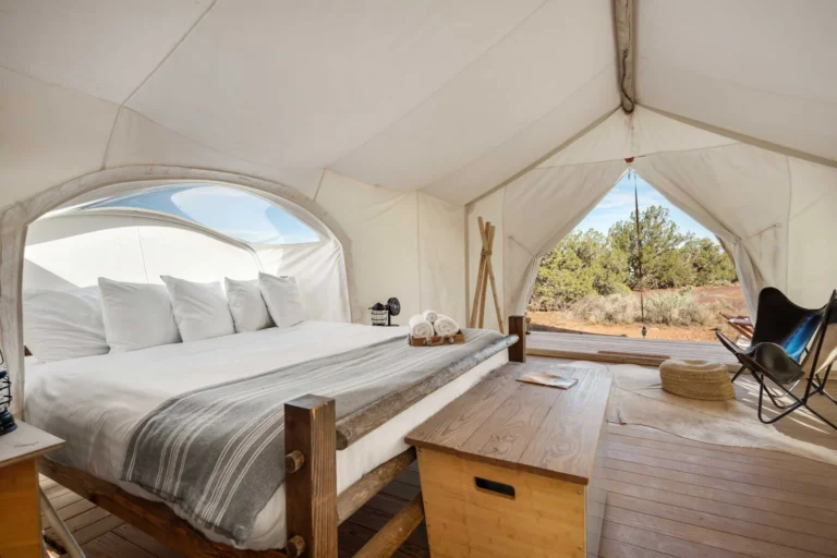 Best Glamping Hotels in the United States: A Definitive Guide